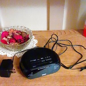 RCA Alarm Clock (New)
